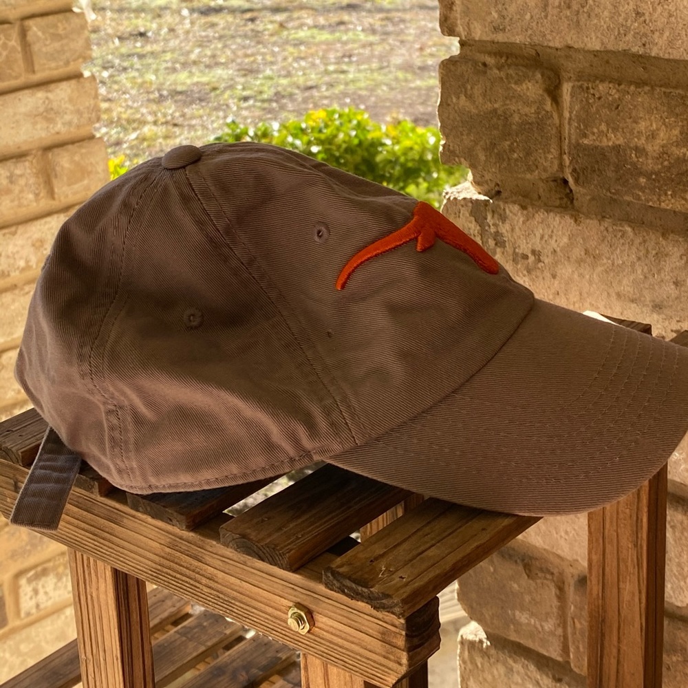UT hat - Picture 5 of 5
